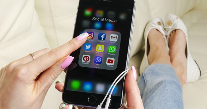 Social Media Improve Mental Health