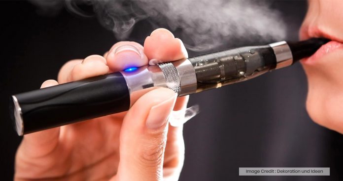 Teenagers Hospitalized Lung Damage Due To Vaping