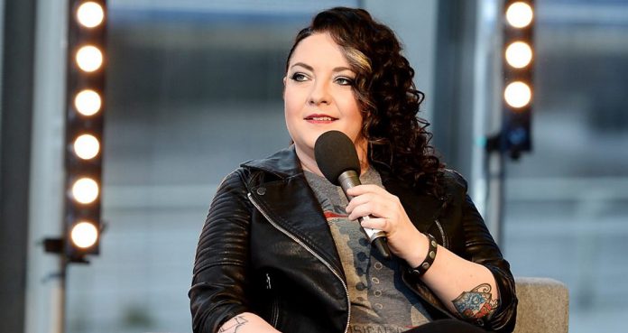 Ashley-McBryde-Reveals-How-She-Tackled-Panic-Attacks-after-Her-Brother's-Death