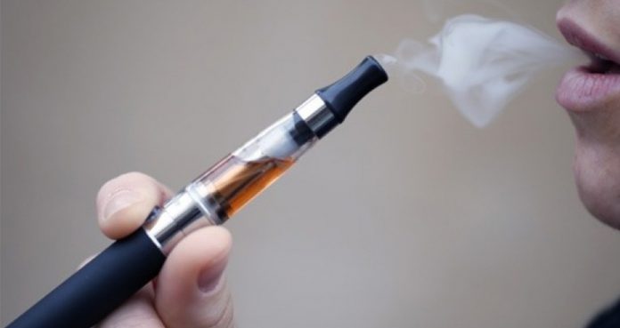 Flavored-E-Cigarettes-Damage-Cells-Lining-Airways,-Say-Australian-Scientists